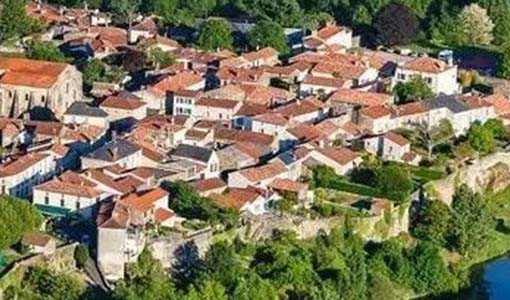 江苏回乡建别墅为什么一定要选专业乡墅公司